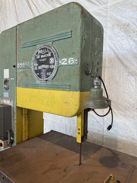 26" DOALL V-26 VERTICAL BANDSAW. STOCK #1000125
