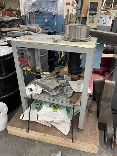 9" VERTICAL WIRE DRAWING BLOCK (14426)