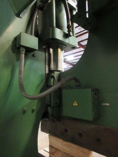 1995 Cincinnati 230CBX12 Hydraulic Press Brake (#5856)