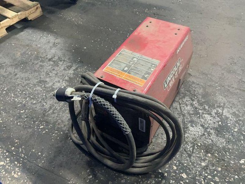 Lincoln 350 Amp Welder - Invertec V350pro