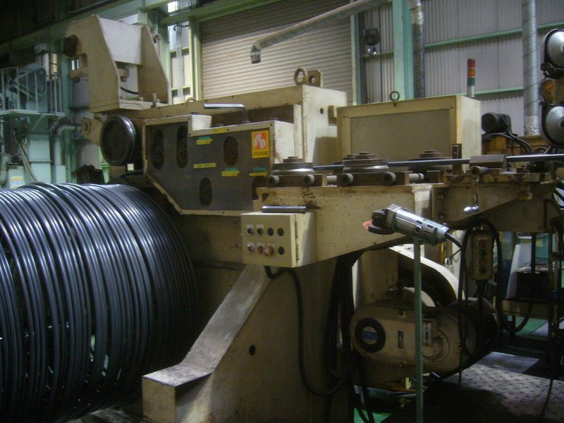 Asahi Sunac Model AF1815-6 Six Die Parts Forming Machine