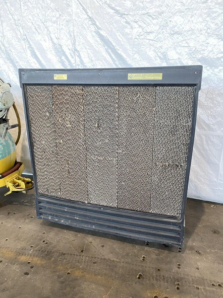 36" PORTACOOL PAC2K363S PORTABLE EVAPORATIVE COOLER. STOCK # 0846821