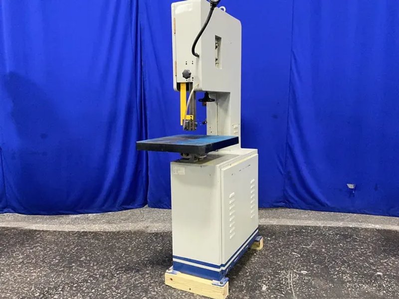 Procut 18" Throat / 10" High Vertical Band Saw - Rf66kb45
