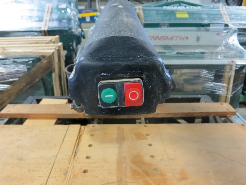DEWALT HEAVY DUTY 14” RADIAL ARM SAW   MODEL: GAMN TYPE B