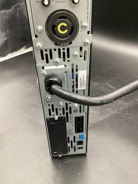 APC SMX3000RMLV2U 3000VA 2700 Watts 7 Outlets 120V Smart-UPS NEW