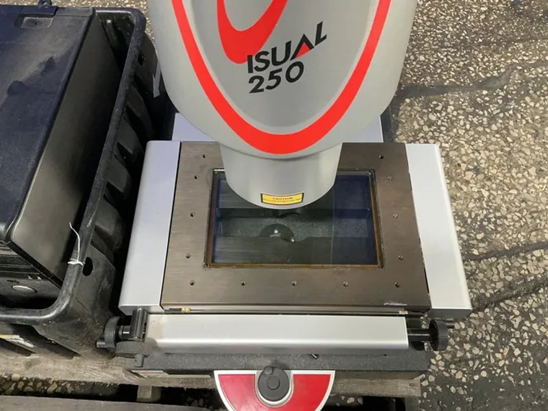Standard Gage 250 Y 150 Mm Range Optical Measuring And Vision Inspection Machine - Visual 250
