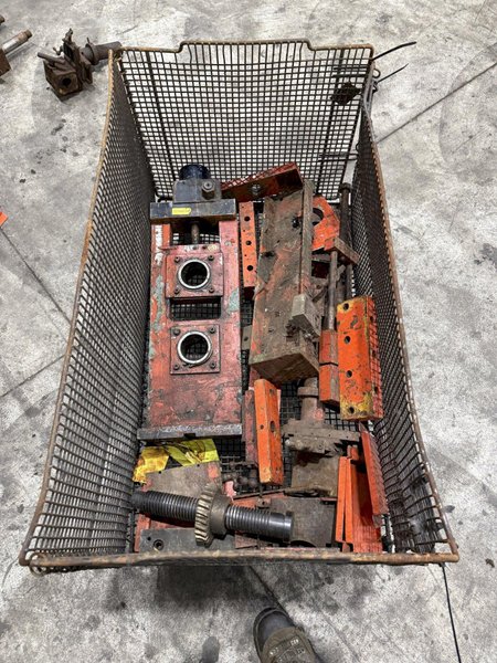 DAHLSTOM MODEL 500 ROLLFORMER HEADS / GEAR BOXES, FOR 2.5" SPINDLES: STOCK #23425