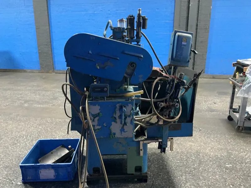 Nichols Miller 8.5” X 30” Horizontal Mill