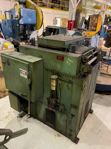 18" wide Littell Powered Straightener Model# 418D-7PDL
