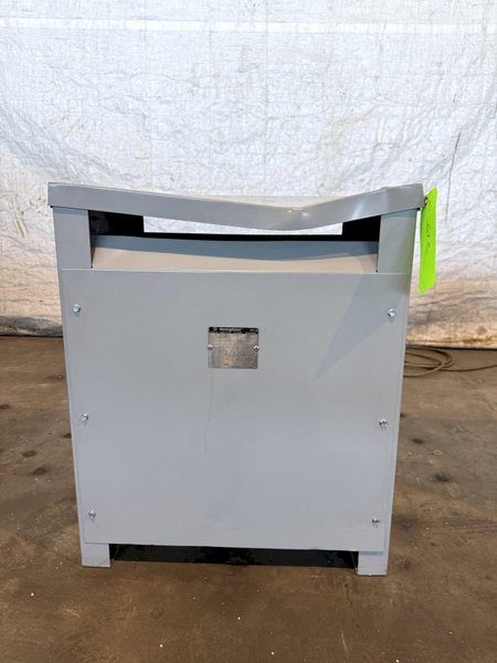 45 KVA WESTINGHOUSE DT-3 TRANSFORMER. STOCK # 1084526