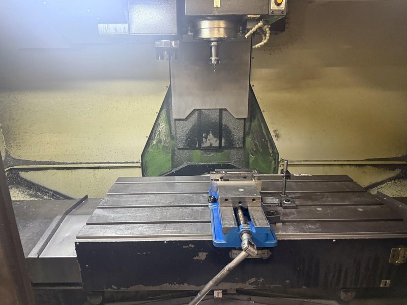 2013 Used Doosan DNM 500 II CNC Vertical Machining Center For Sale