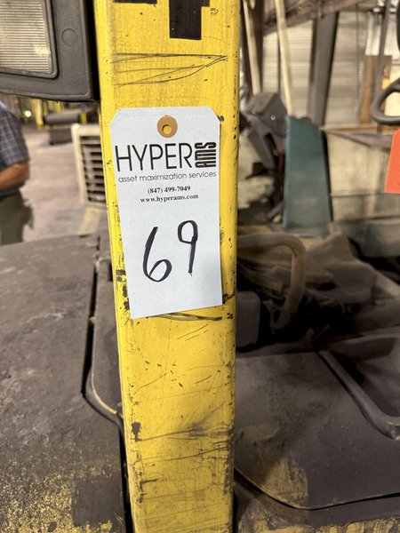 Hyster model S50XM fork lift truck s/n D187V23543Y, 4350# capacity not in service