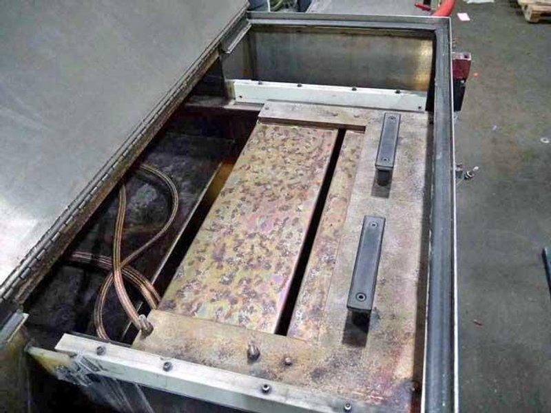 8" (203mm) STRIP CLEANING SYSTEM (13740)