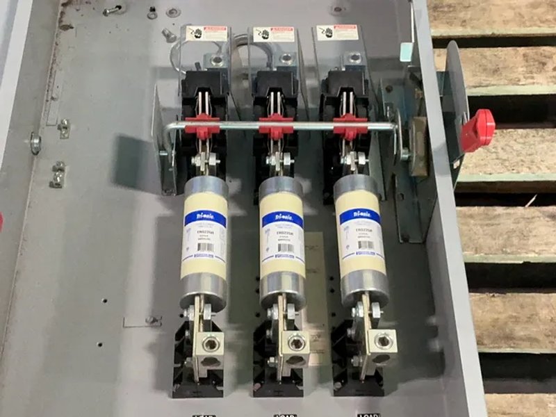 Siemens  400 Amps  Heavy Duty Switch  - Hf365h