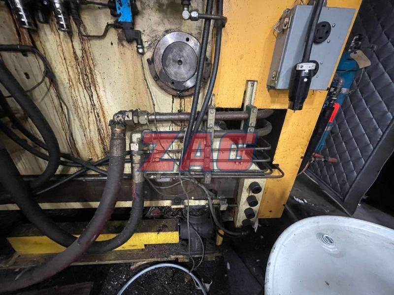 Graham Accumulator Head Blow Molder, Single Head, 40lb, Used Model 40SP4884