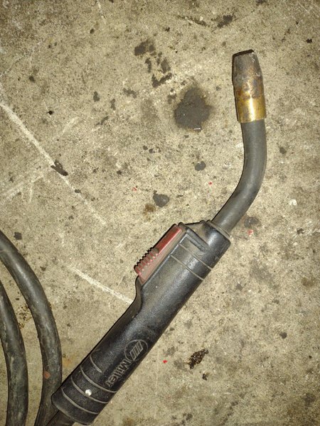HOBART HANDLER 135 MIG WELDER: YOBRO #24384