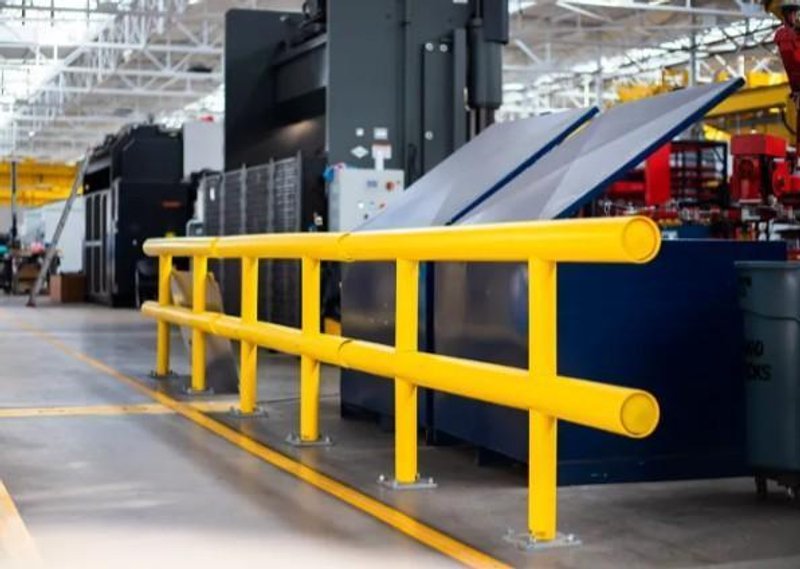 (20) 6' LONG x 36" HIGH IDEAL SHIELD TWO LINE PLASTIC COATED HEAVY DUTY GAURDRAIL BARRIER: YOBRO #24874