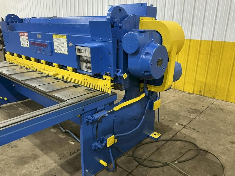 8' X 10 GAUGE CINCINNATI MODEL #1008 MECHANICAL POWER SQUARING SHEAR: STOCK #21094