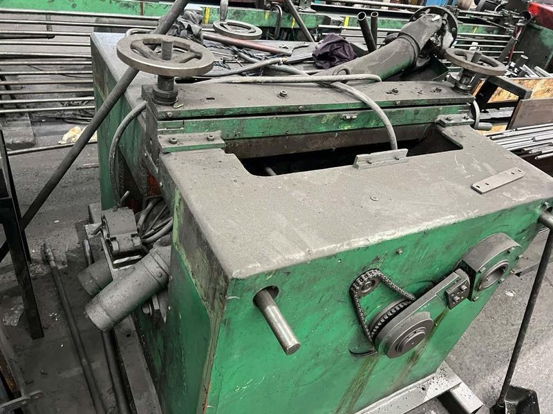 SCHUMAG TWO ROLL HORIZONTAL BAR STRAIGHTENER (14730)