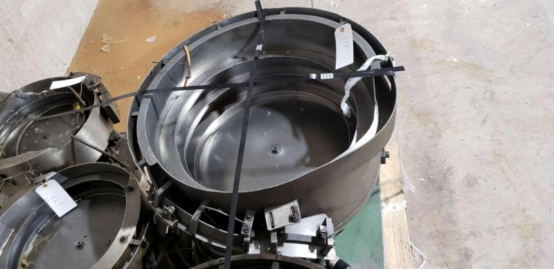 24" CCW Feeder Bowl