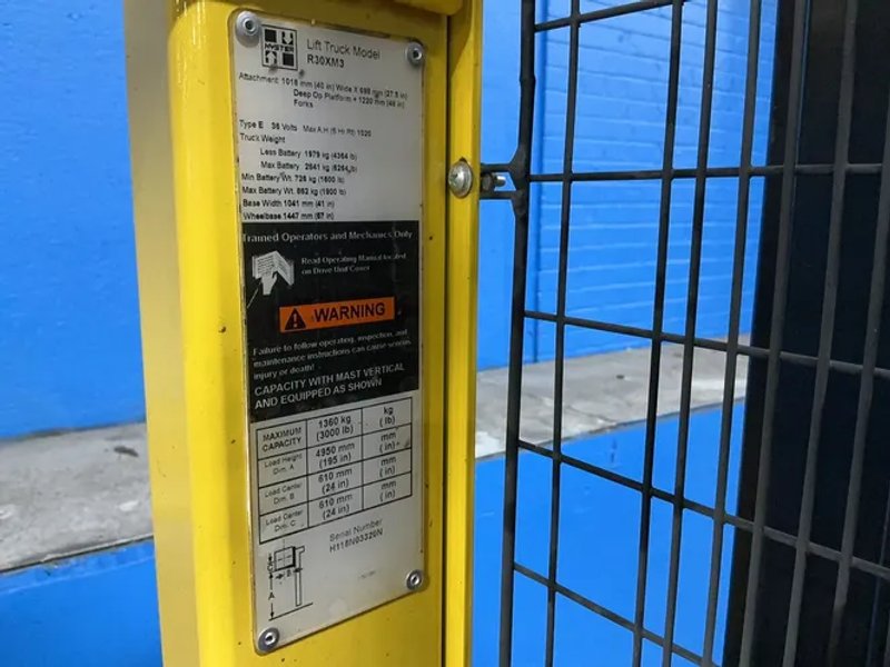 Hyster 3000 Lbs Order Picker - R30xm3