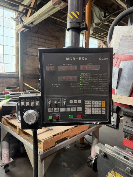 50 Ton x 78.8″ Amada RG-50  Hydraulic CNC Press Brake, 1981