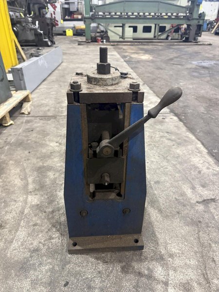 YODER TUBE MILL SQUEEZE STAND TURKSHEAD ROLL STAND: YOBRO #24939