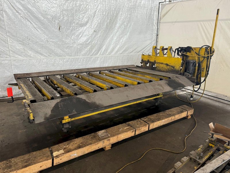 120" CINCINNATI SHEET STACKER CONVEYOR. STOCK # 0895524
