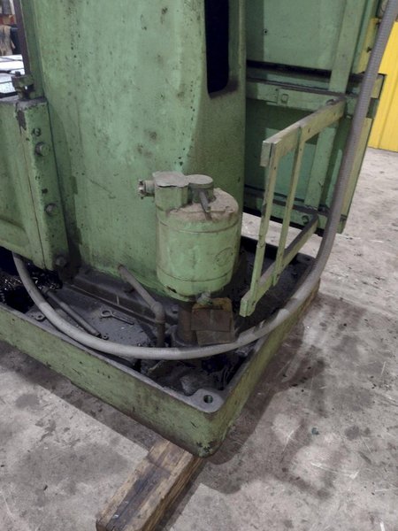 28" CINCINNATI BICKFORD MODEL #3L GEARED HEAD SINGLE SPINDLE  DRILL: STOCK #22815