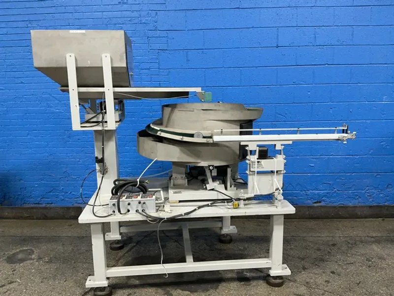 Feeding Concepts Inc  28” Feeding Line W/vibratory Bowl Feeder And Hopper  - Fc-12-9742-ag