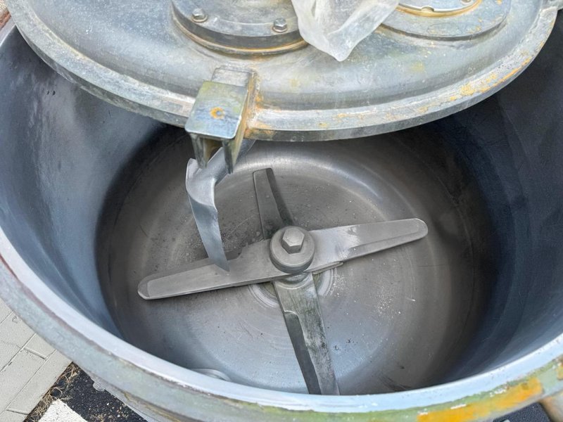 Koehring Prodex 1500-Gallon Jacketed Mixer with Westinghouse 100HP Multispeed Motor