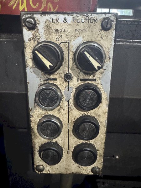 Amada Vertical Band Block/Plate Saw Model VM-3800