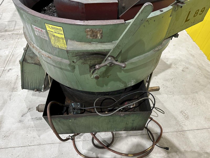 10.5 FT HAMMOND ROTOFINISH MODEL #ST-10 ROTARY BOWL VIBRATORY PARTS DEBURRING FINISHER: STOCK #20063