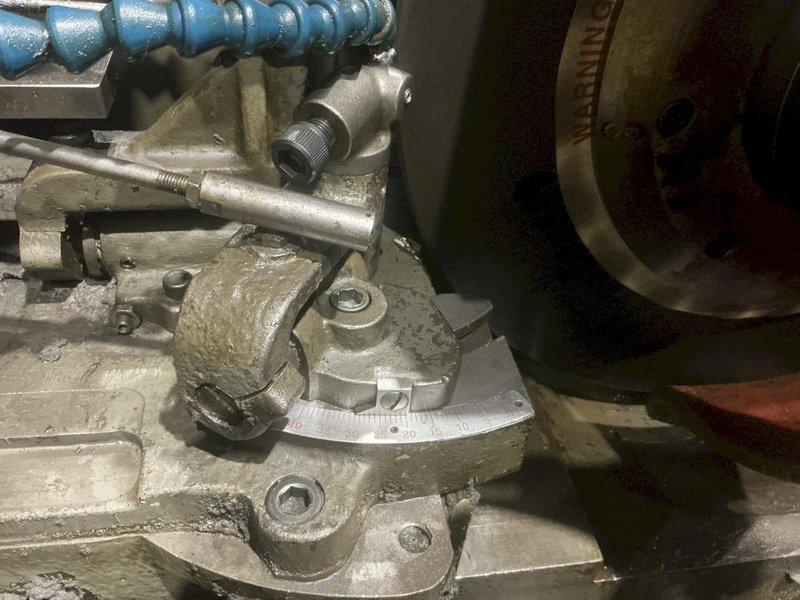 EX-CELL-O PRECISION THREAD GRINDER W/ TOOLING: YOBRO #26470