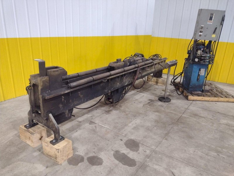 72" WIDE BEAM ENERPAC HYDRAULIC CLAMPING FIT-UP TACKING PRESS, FOR WELDING I-BEAMS: STOCK #20541