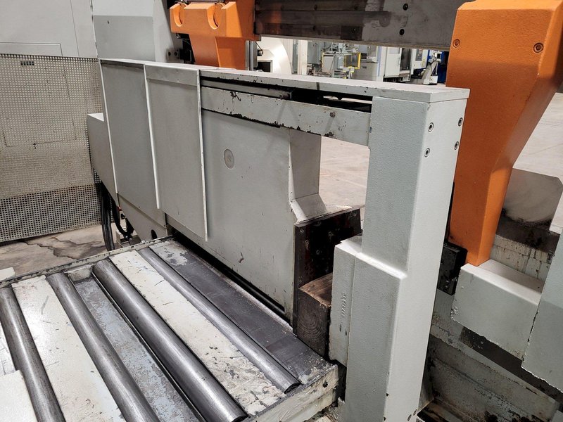 26" X 41" KASTO HBA-A6X10 FULLY AUTOMATIC HORIZONTAL BAND SAW TYPE HBA660/1060AU