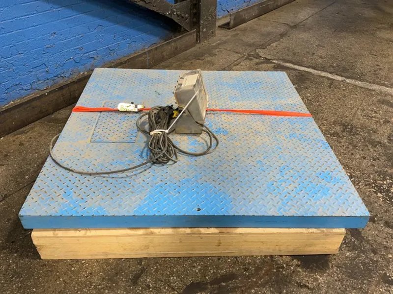 Avery Weigh-tronix 5000 Lbs Floor Scale - Dsl4848-05