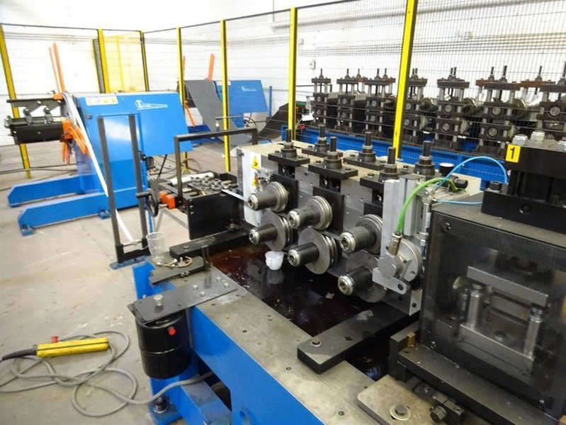 Tecnoma - punching &amp; bending installation hooks