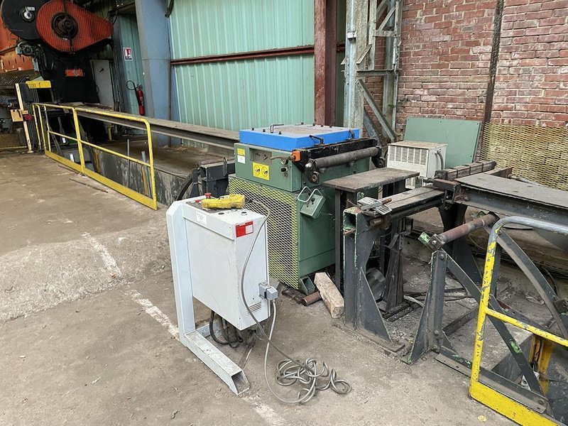 Dimeco - Profiling line 500 mm 15 stands