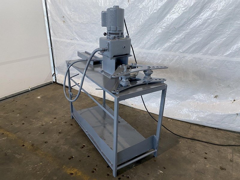 2" GREENLEE MODEL 795 HORIZONTAL HYDRAULIC TUBE BENDER. STOCK # 0742622