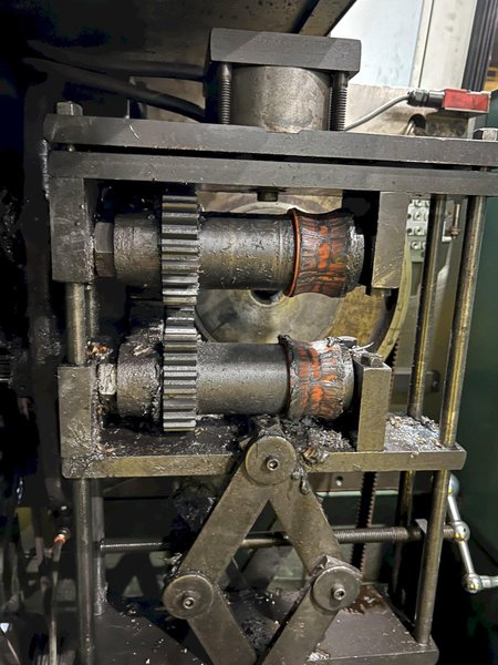 7" MODERN MODEL #6S "SERVO-SLIDE" AUTOMATIC TUBE CUTOFF MACHINE: STOCK #18102