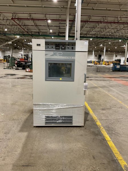CINCINNATI SUB ZERO ZH-32-2-2-H/AC USED 230V