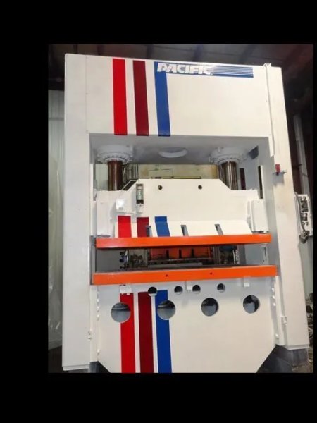 PACIFIC 400 TON STRAIGHT SIDE HYD PRESS, S/N 5610, STOCK# 13200J