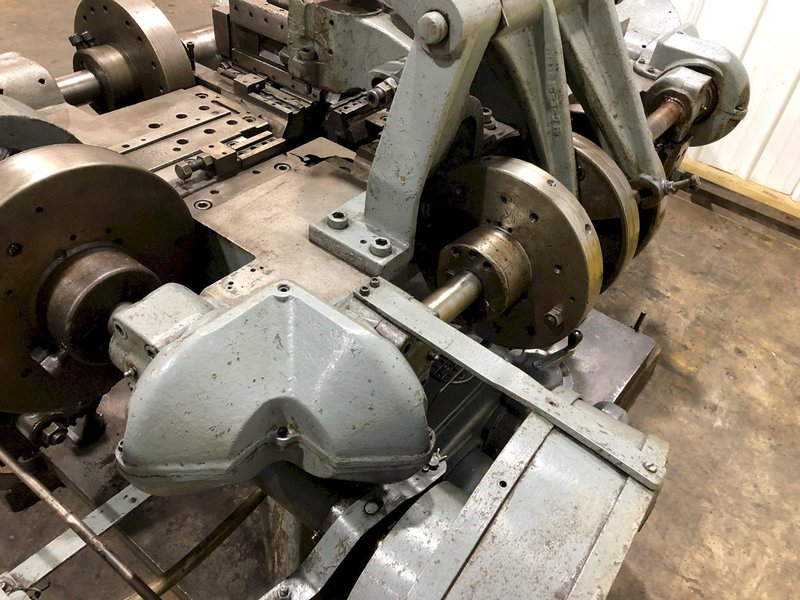 NILSON MODEL #S3F WIRE BENDING FOUR SLIDE MACHINE . STOCK # 1156722