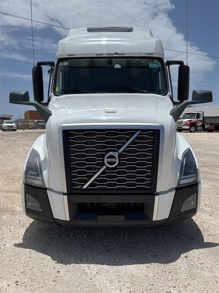 2022 Volvo VNL64T 760 4V4NC9EH9NN602667