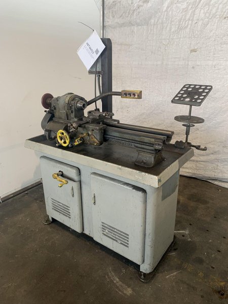10" X 22" SOUTH BEND PRECISION SHOP LATHE. STOCK # 0746523.