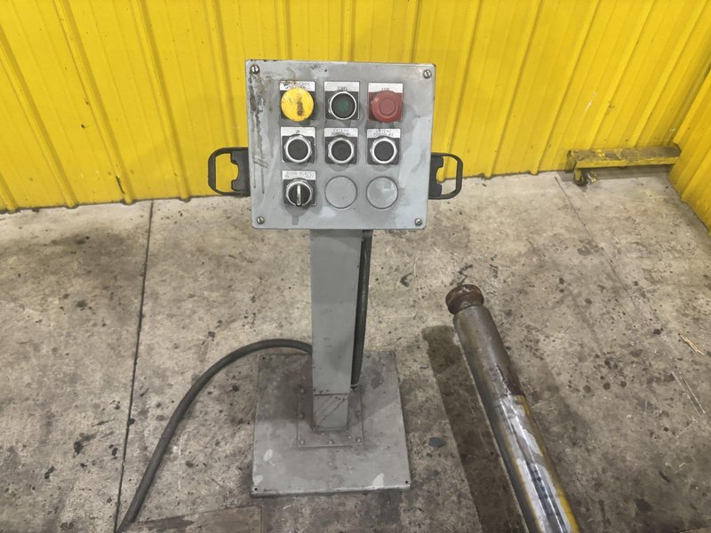 100 TON X 21" HYDRAULIC CYLINDER AND 20 HP POWER UNIT : STOCK 21875