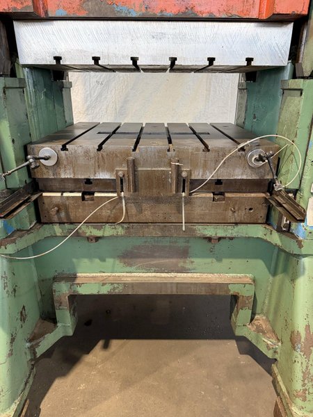 150 TON MINSTER E2-150-42-30 HEVI-STAMPER STRAIGHT SIDE PRESS. STOCK # 0882825