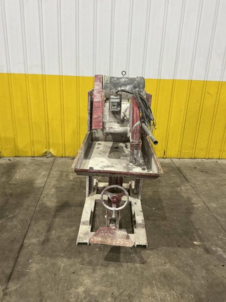 7.5 HP X 14" MK WET BRICK AND BLOCK SAW: YOBRO #25032
