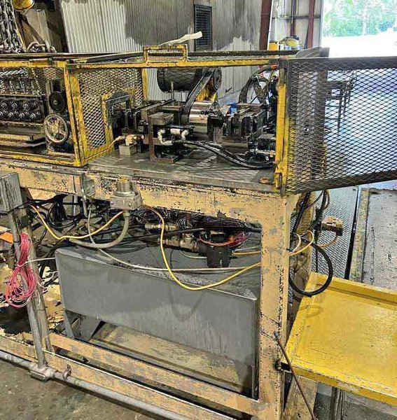 Tube Straightener and Cut-Off Machine, Komo Machine STOCK# 3935